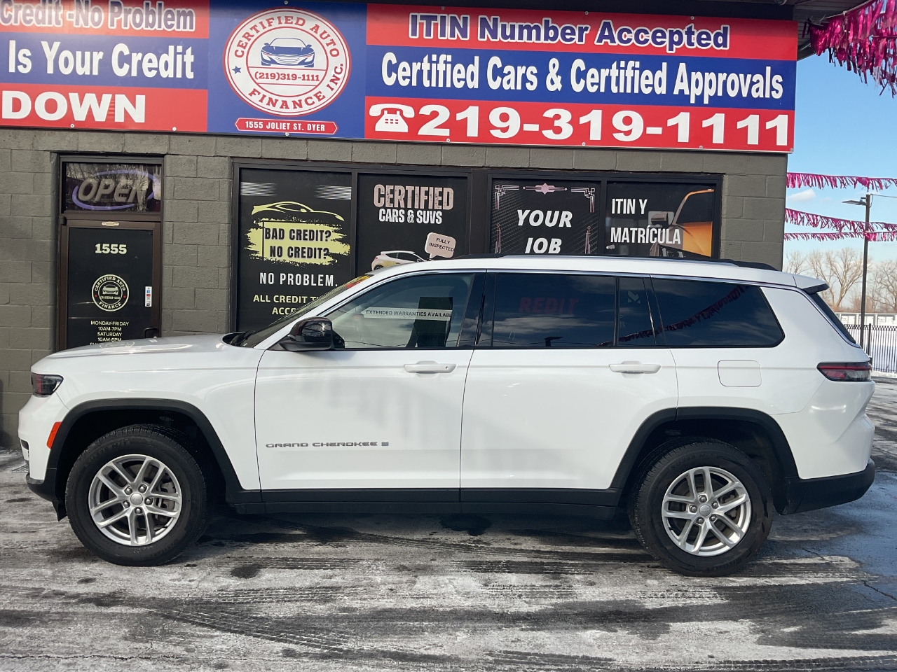 Jeep Grand Cherokee L Laredo 4WD 2023