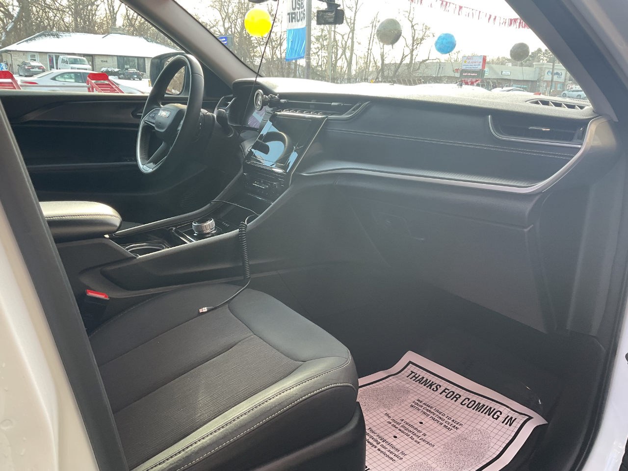 Jeep Grand Cherokee L Laredo 4WD 2023