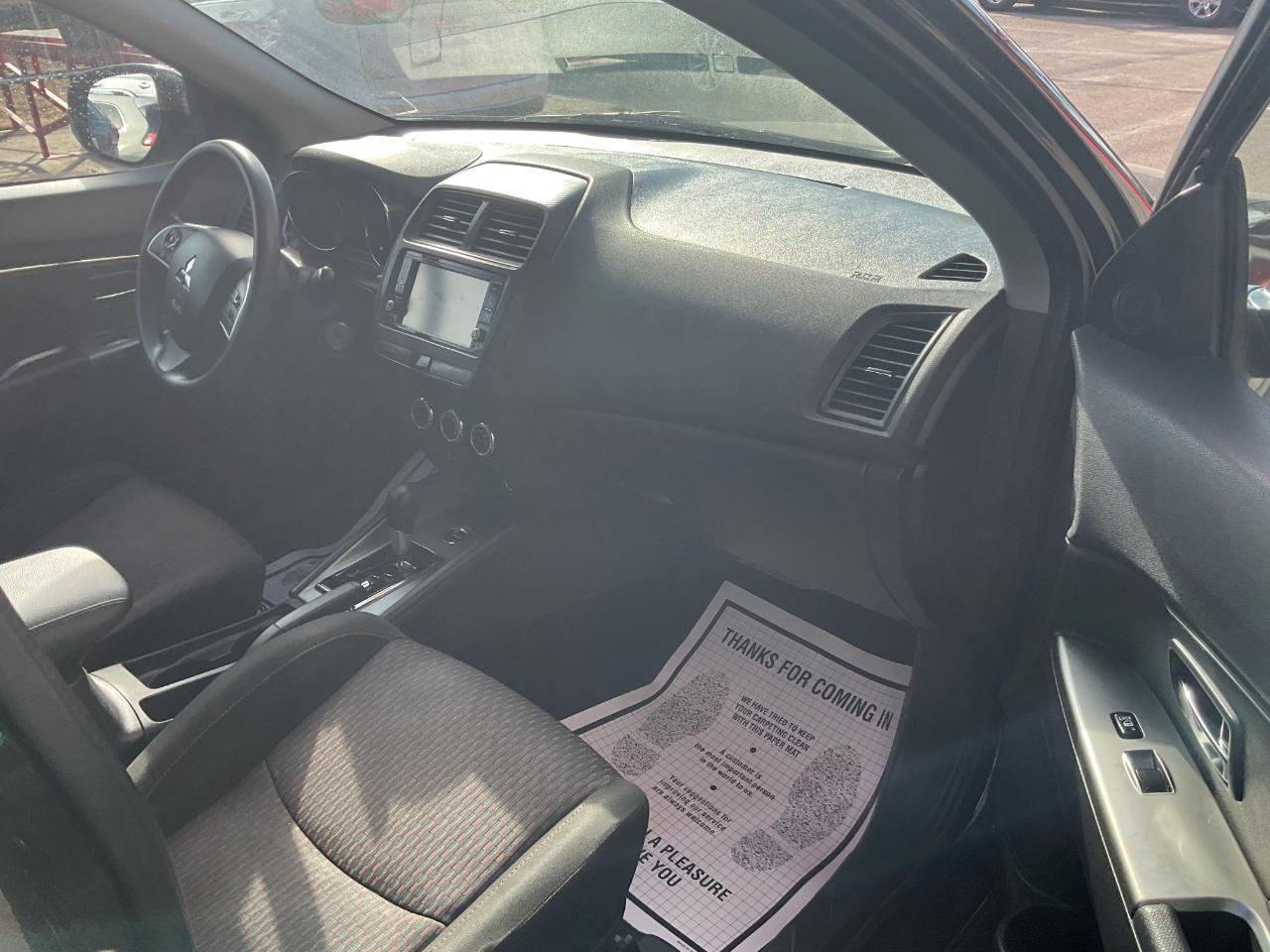 Mitsubishi Outlander Sport 2.0 ES 4WD CVT 2018