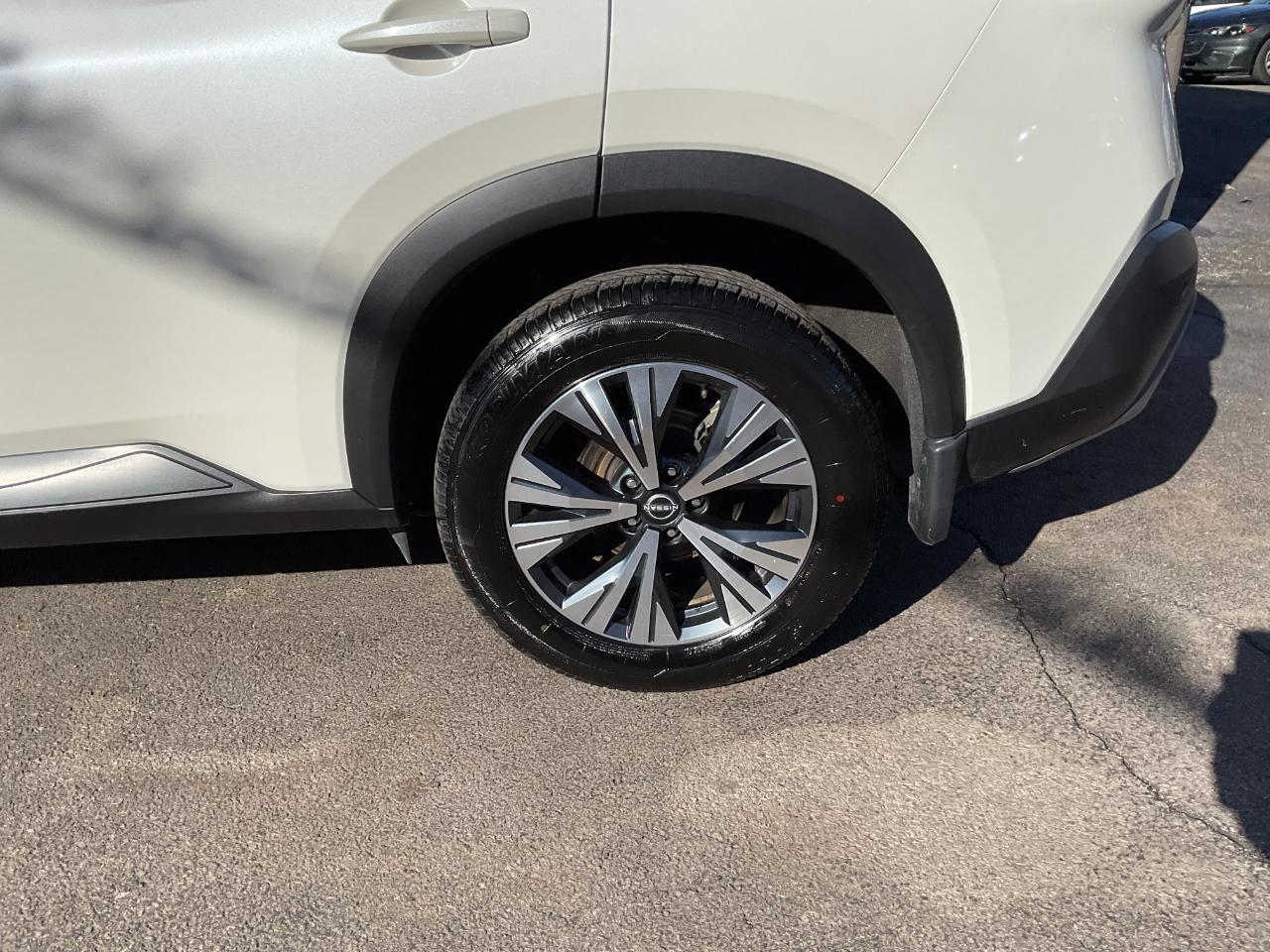 Nissan Rogue SV 2023