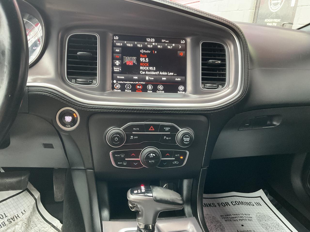 Dodge Charger SXT 2021