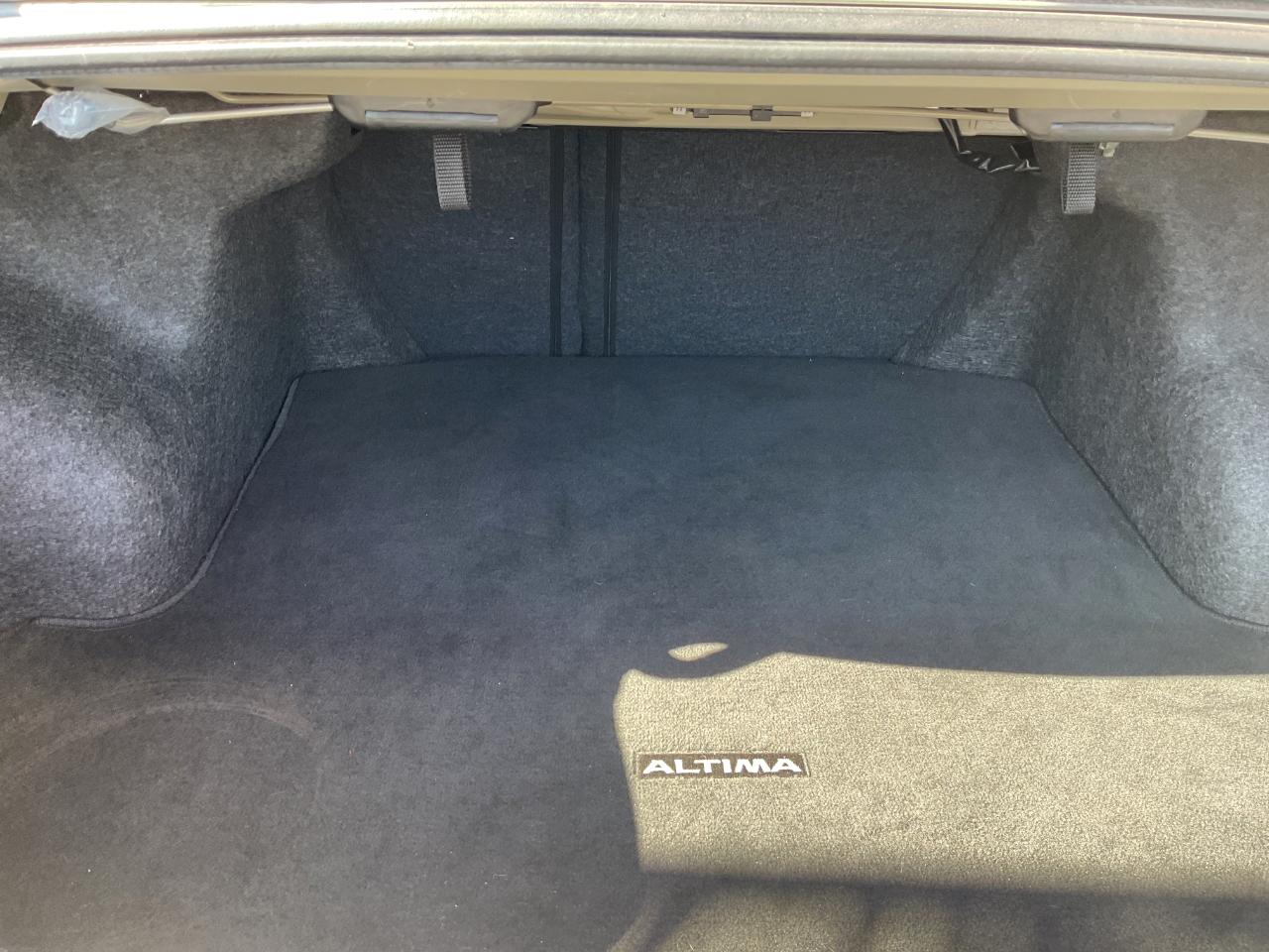 Nissan Altima 2.5 SL 2023