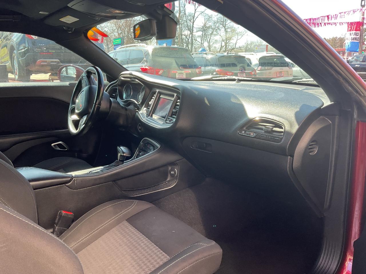 Dodge Challenger SXT 2019