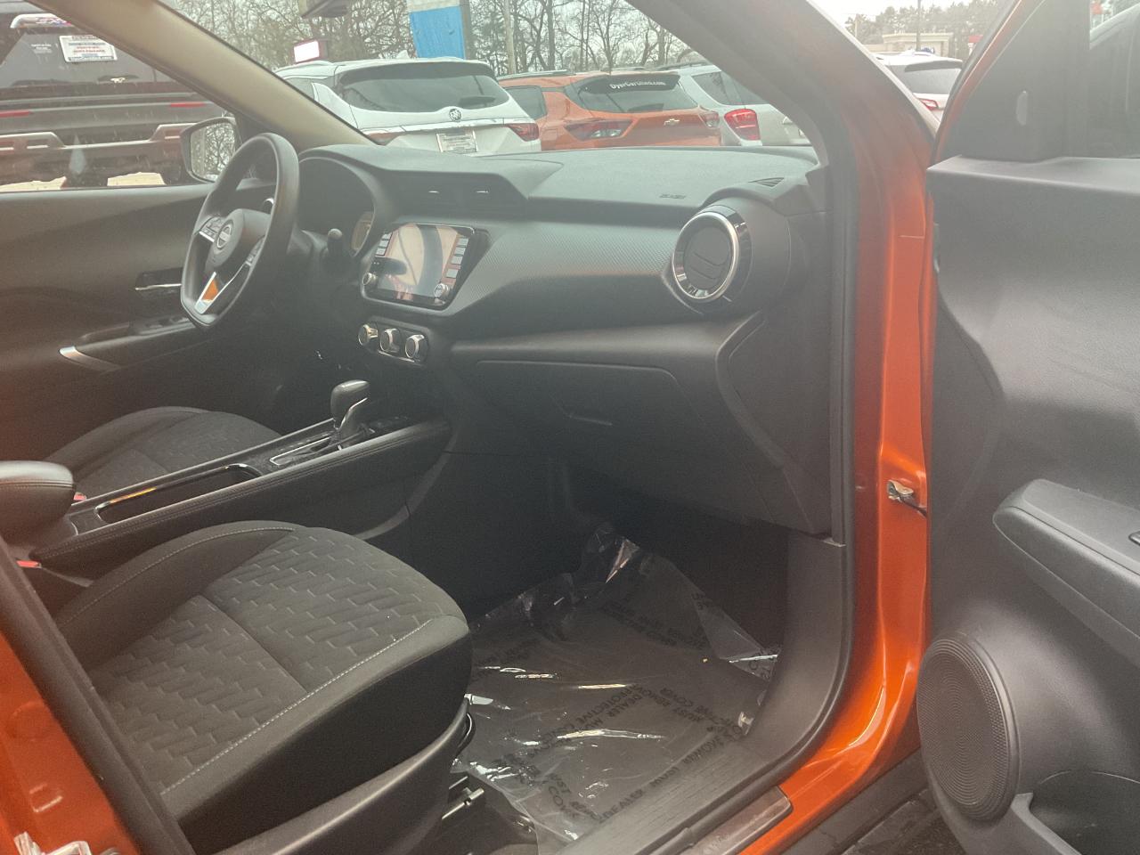 Nissan Kicks SV 2023