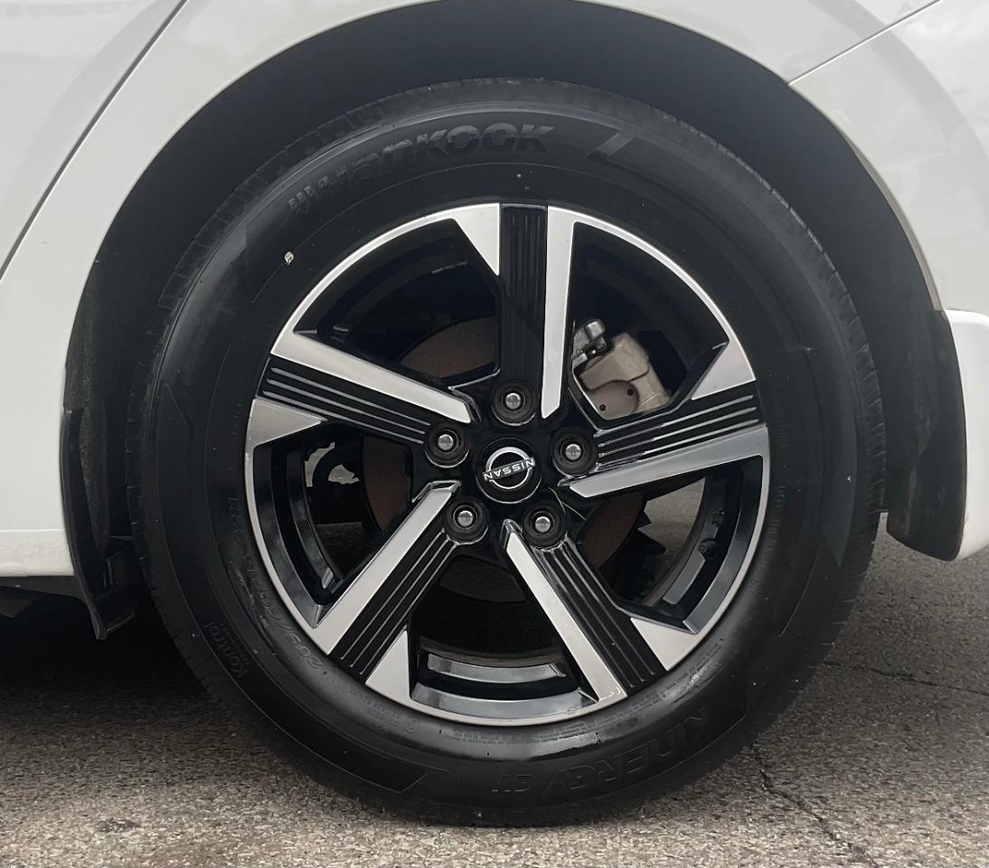 Nissan Sentra SV 2025