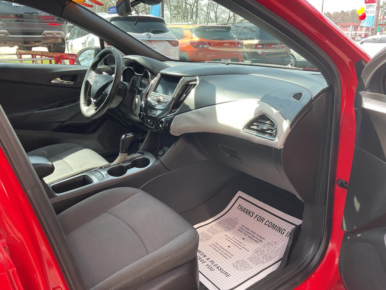 Chevrolet Cruze LT Hatchback 2019