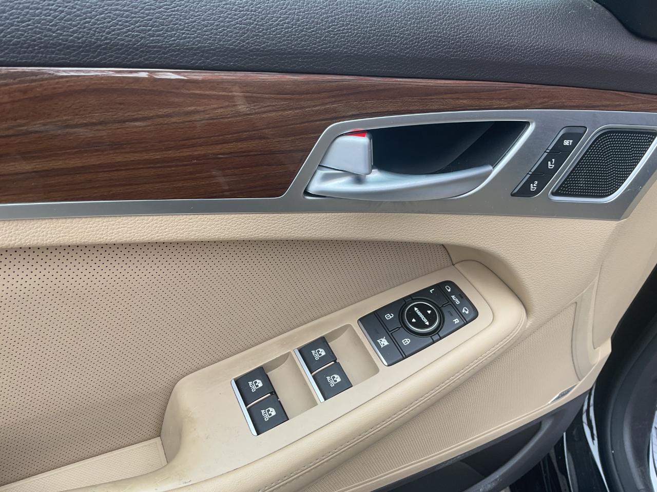Hyundai Genesis 3.8L 2016