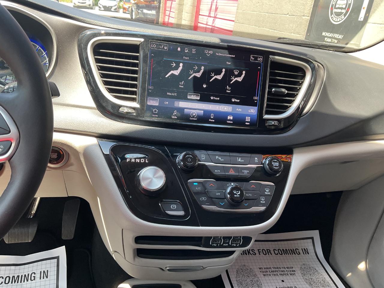 Chrysler Pacifica Touring L 2023