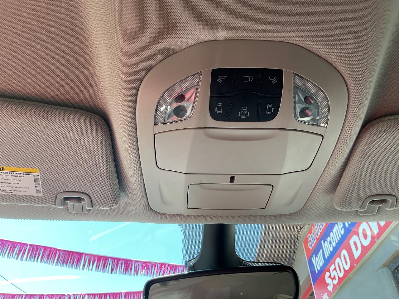Chrysler Pacifica Touring L 2023