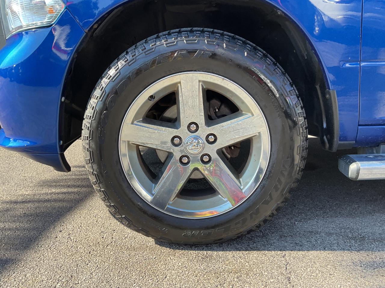 RAM 1500 Tradesman Quad Cab 4WD 2018