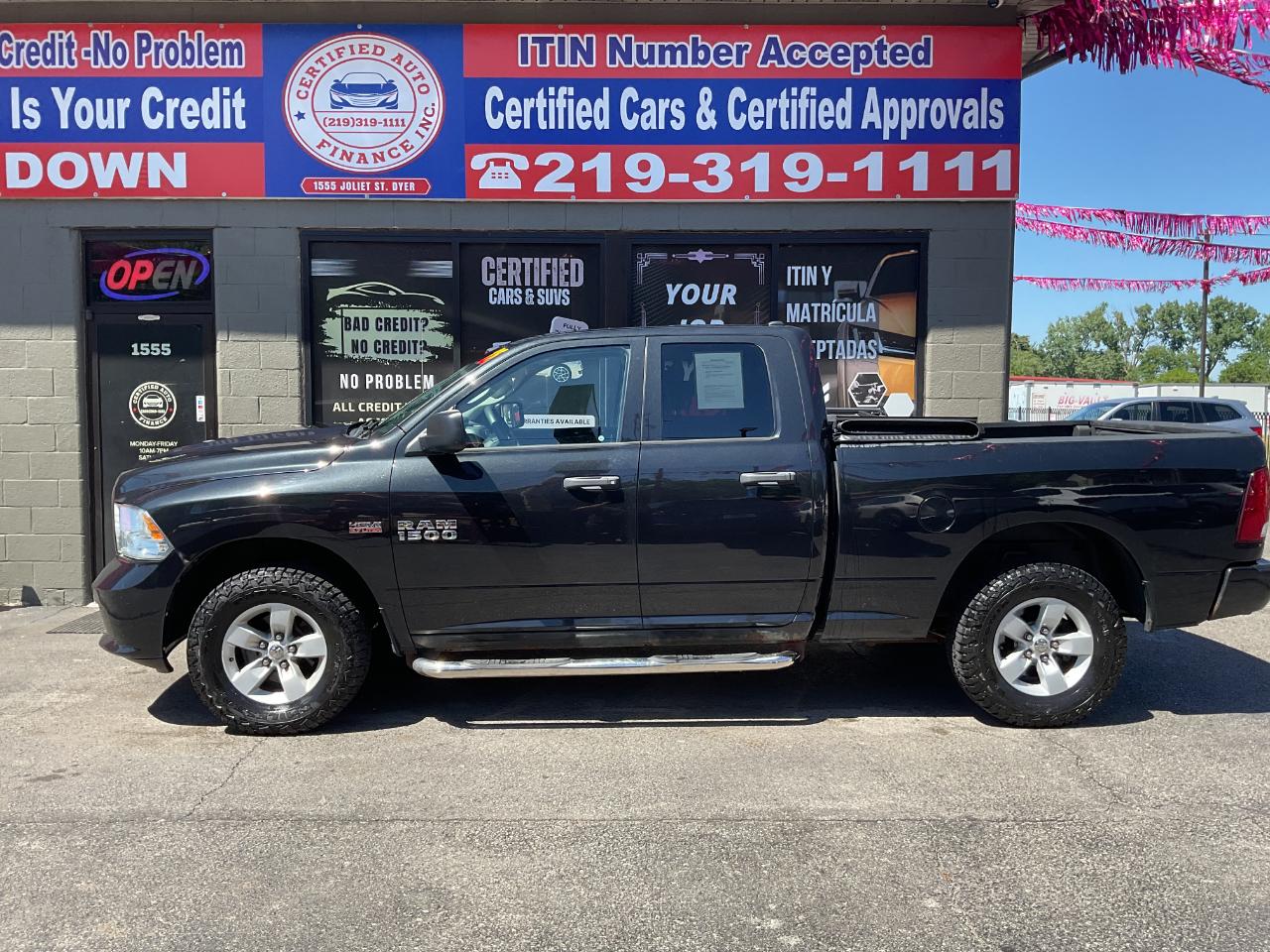 RAM 1500 Tradesman Quad Cab 4WD 2018