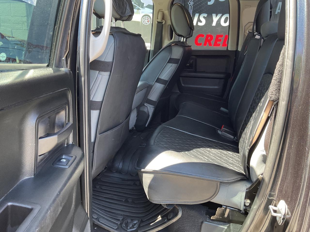 RAM 1500 Tradesman Quad Cab 4WD 2018