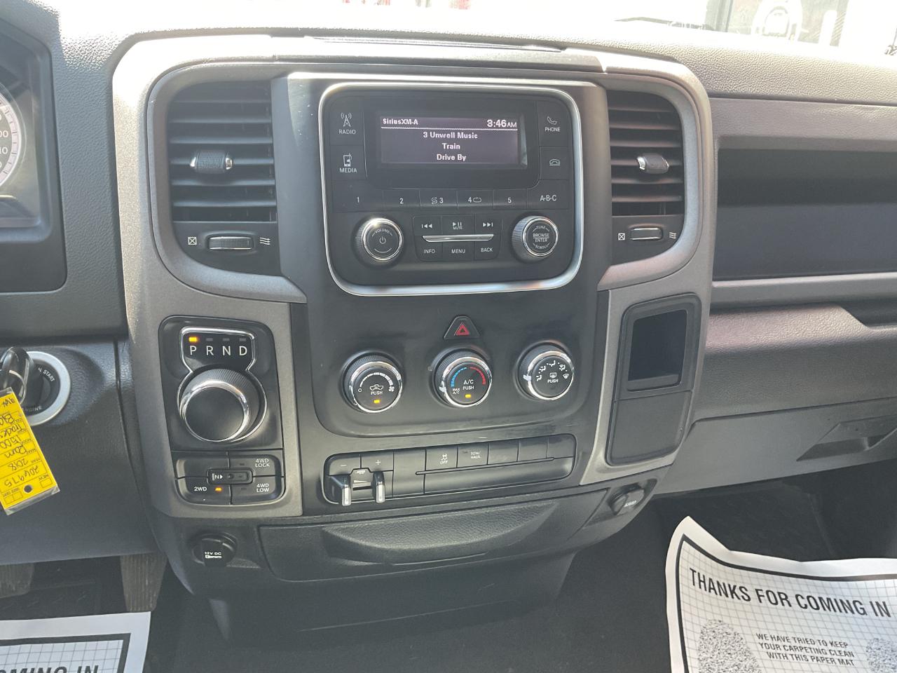 RAM 1500 Tradesman Quad Cab 4WD 2018