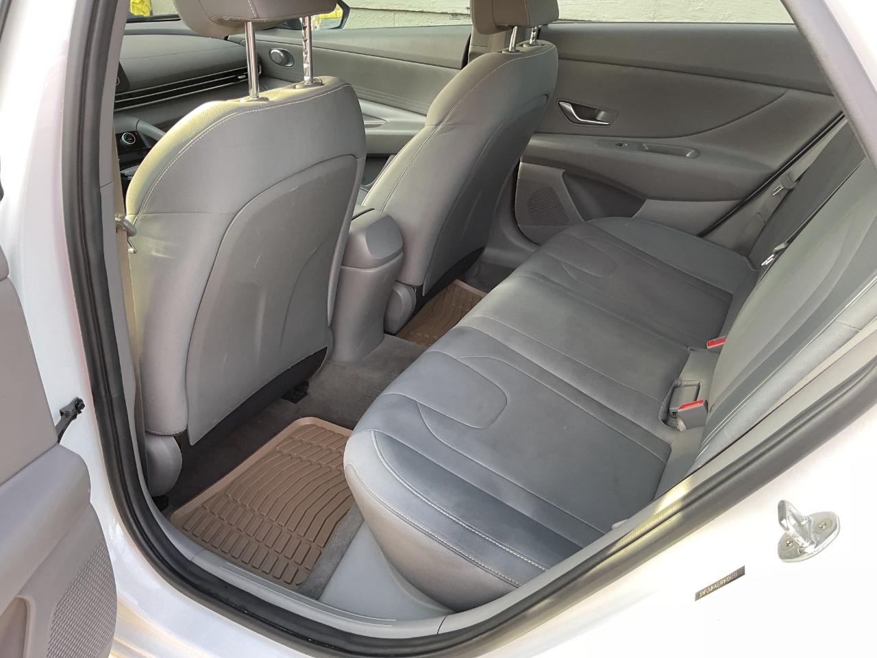 Hyundai Elantra SEL 2023