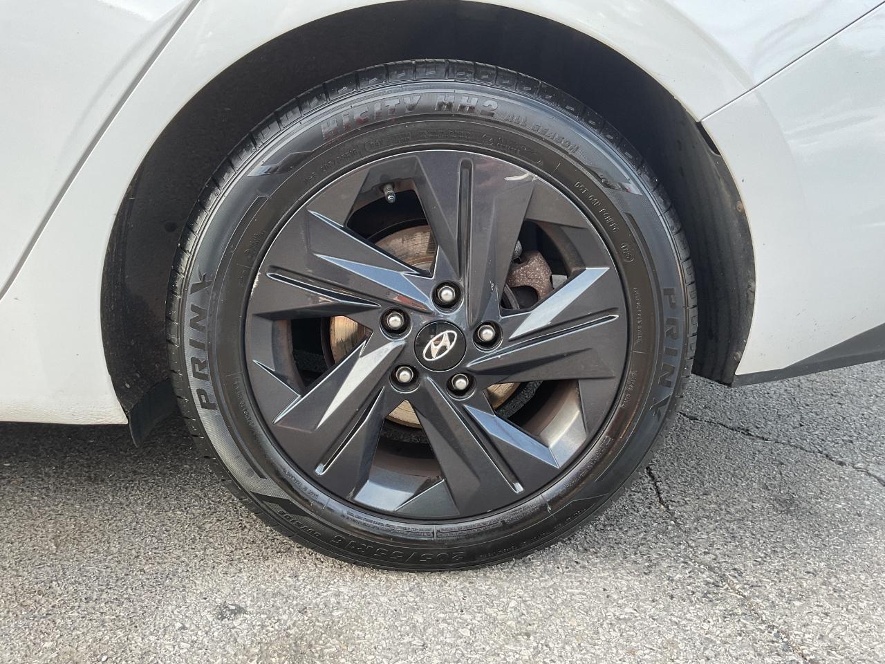 Hyundai Elantra SEL 2023