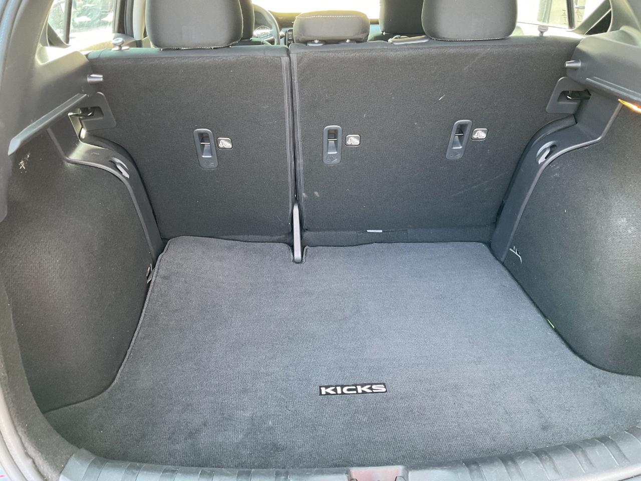 Nissan Kicks SV 2024