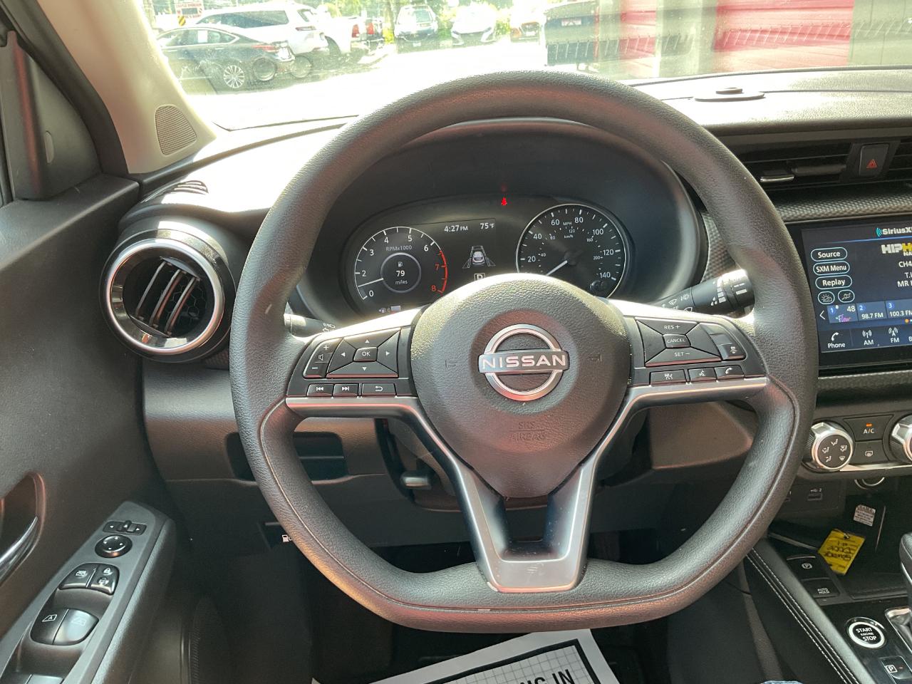 Nissan Kicks SV 2024