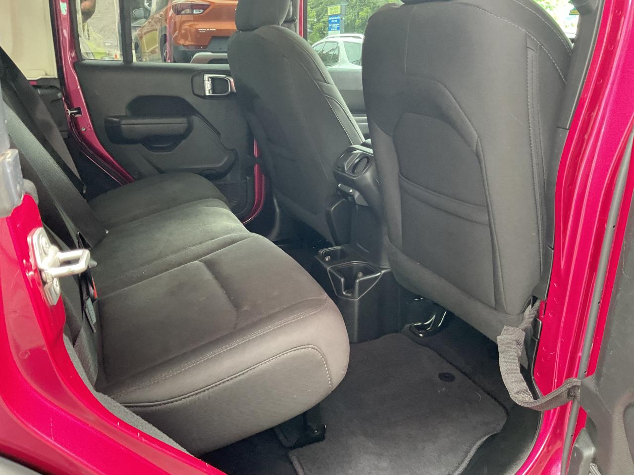 Jeep Wrangler Unlimited Sport 2022