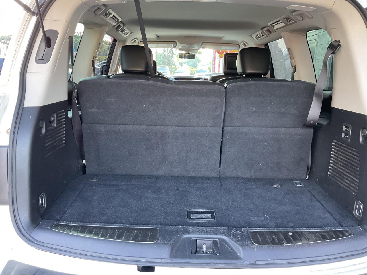 Nissan Armada Platinum AWD 2018