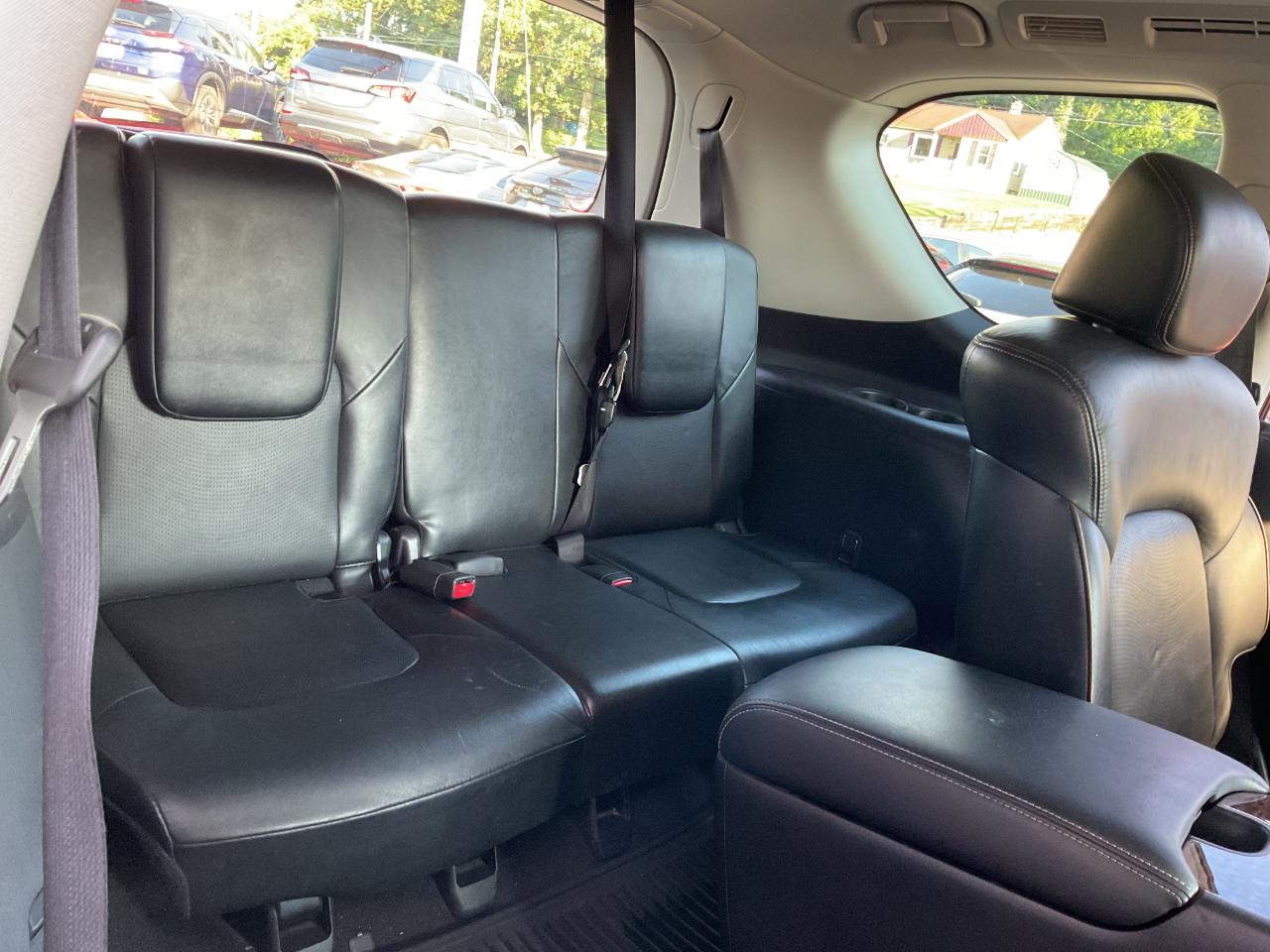 Nissan Armada Platinum AWD 2018