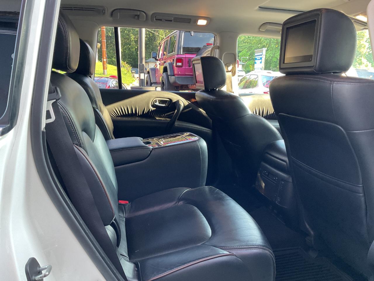 Nissan Armada Platinum AWD 2018