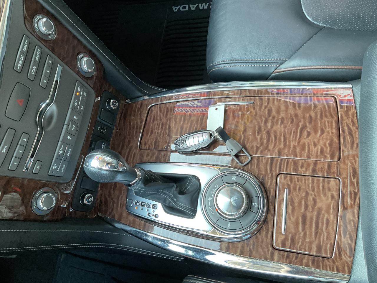 Nissan Armada Platinum AWD 2018