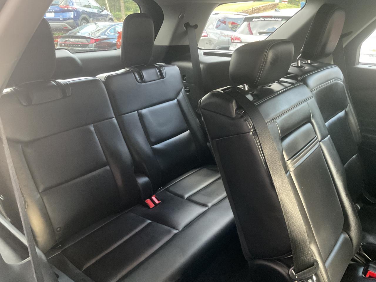 Ford Explorer XLT RWD 2023