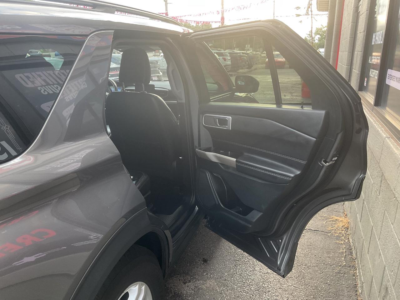 Ford Explorer XLT RWD 2023