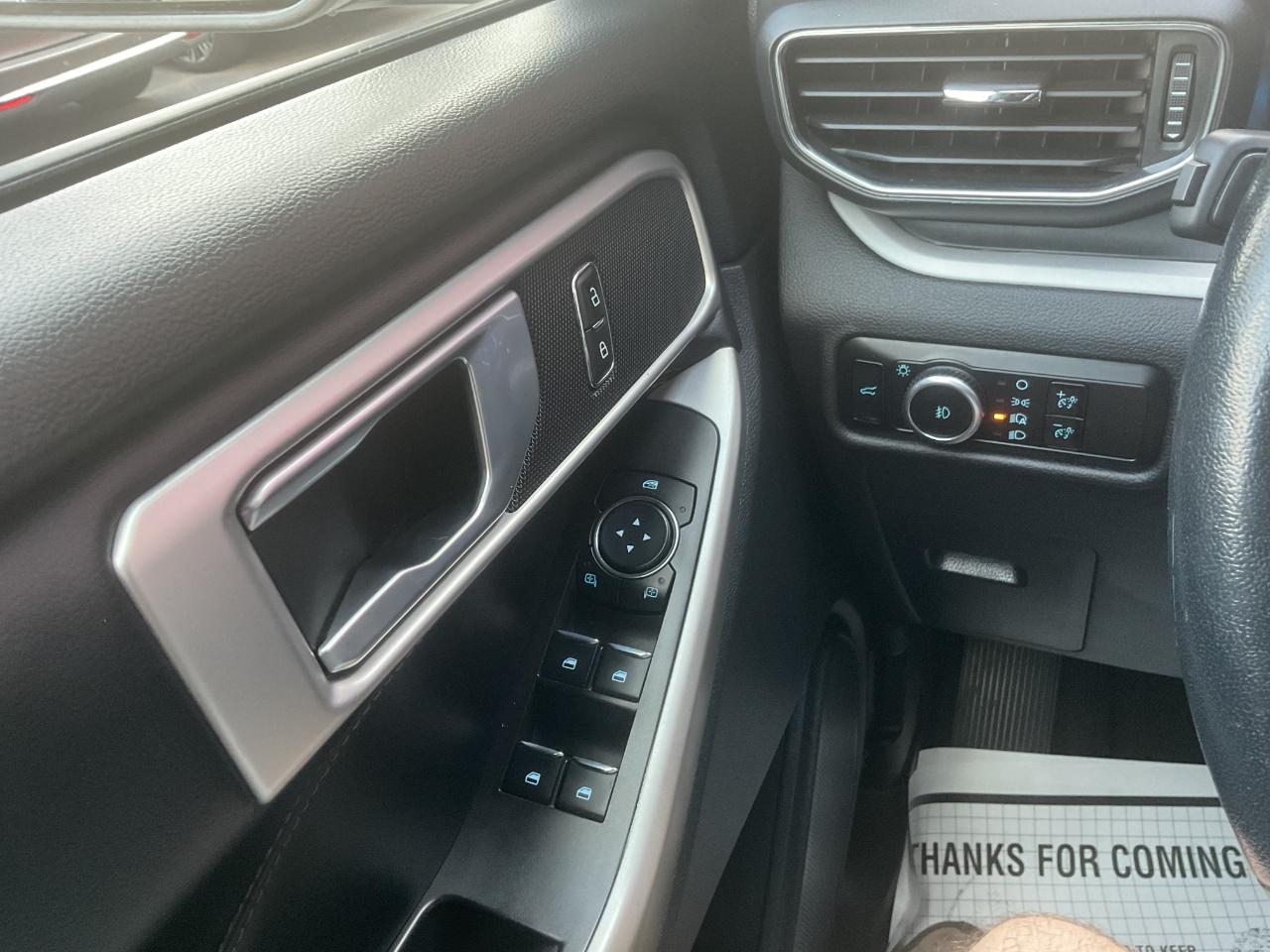 Ford Explorer XLT RWD 2023