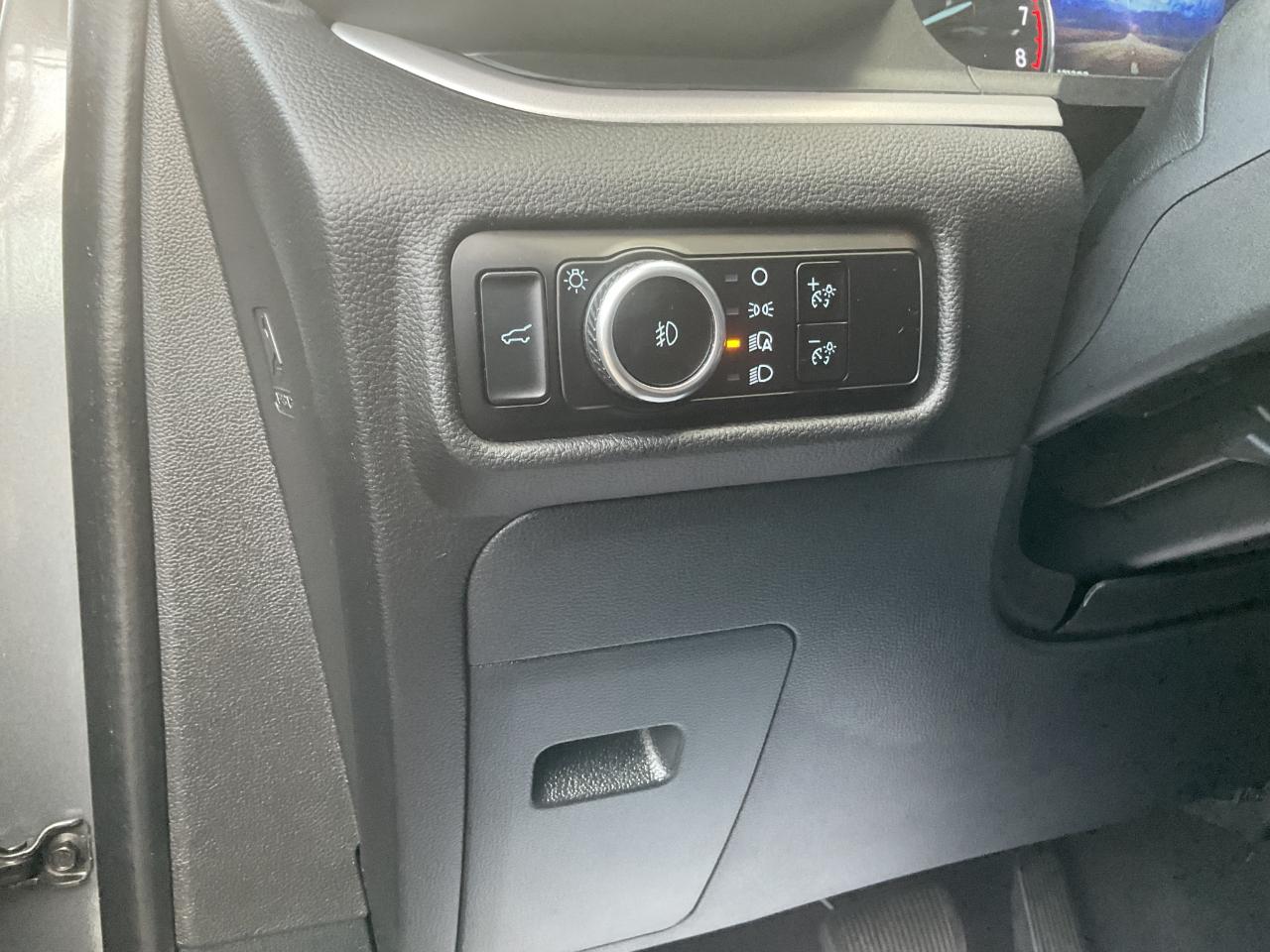 Ford Explorer XLT RWD 2023