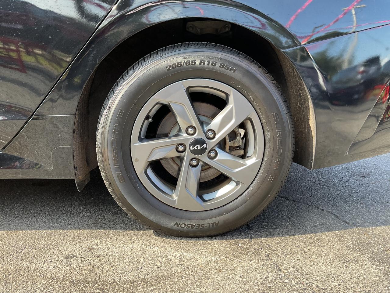 Kia K5 LXS 2023