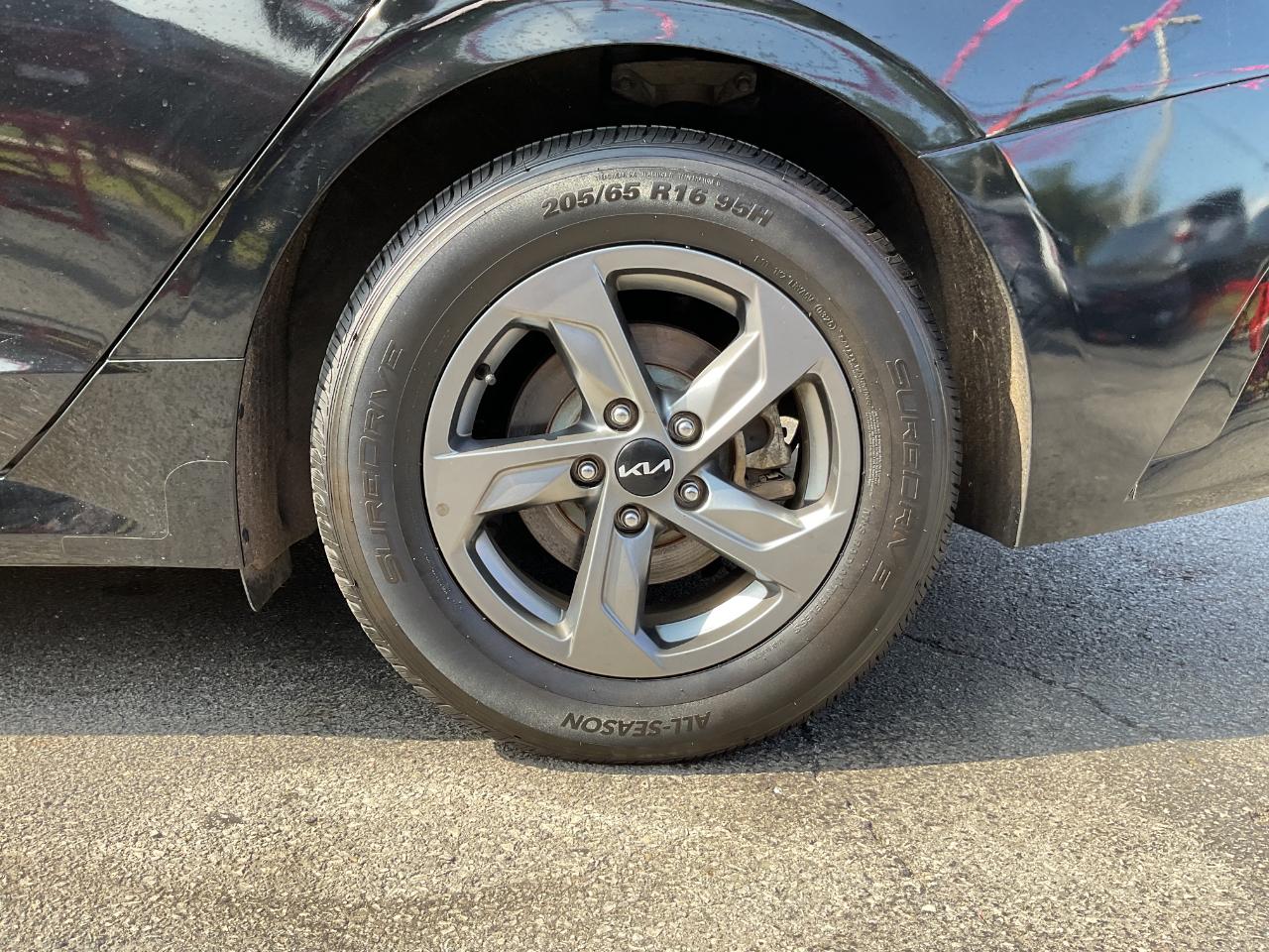 Kia K5 LXS 2023