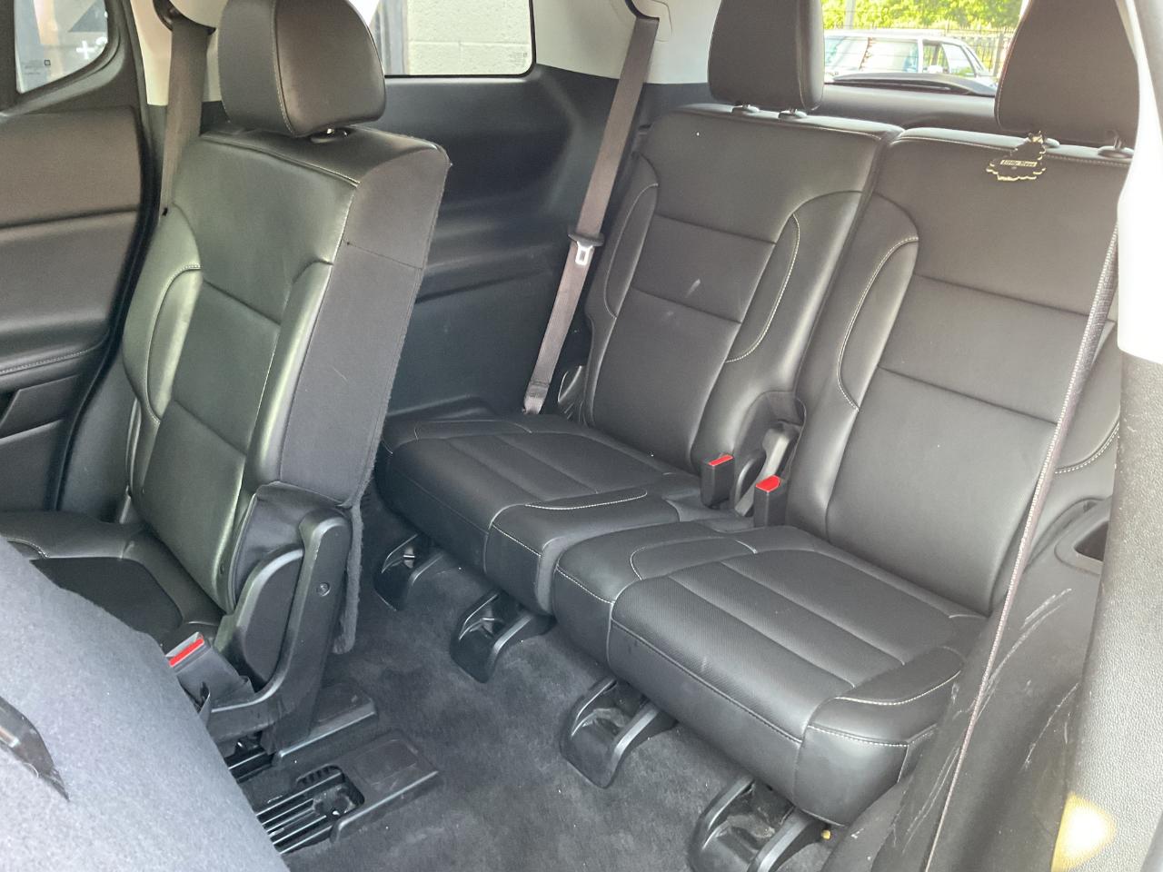 GMC Acadia SLT AWD 2023
