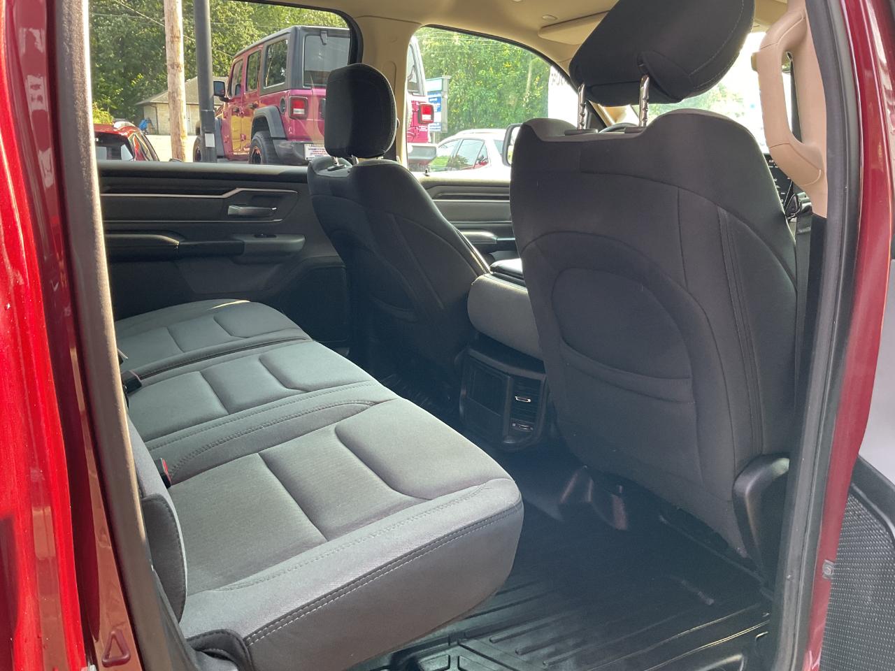 RAM 1500 Big Horn Crew Cab SWB 4WD 2019