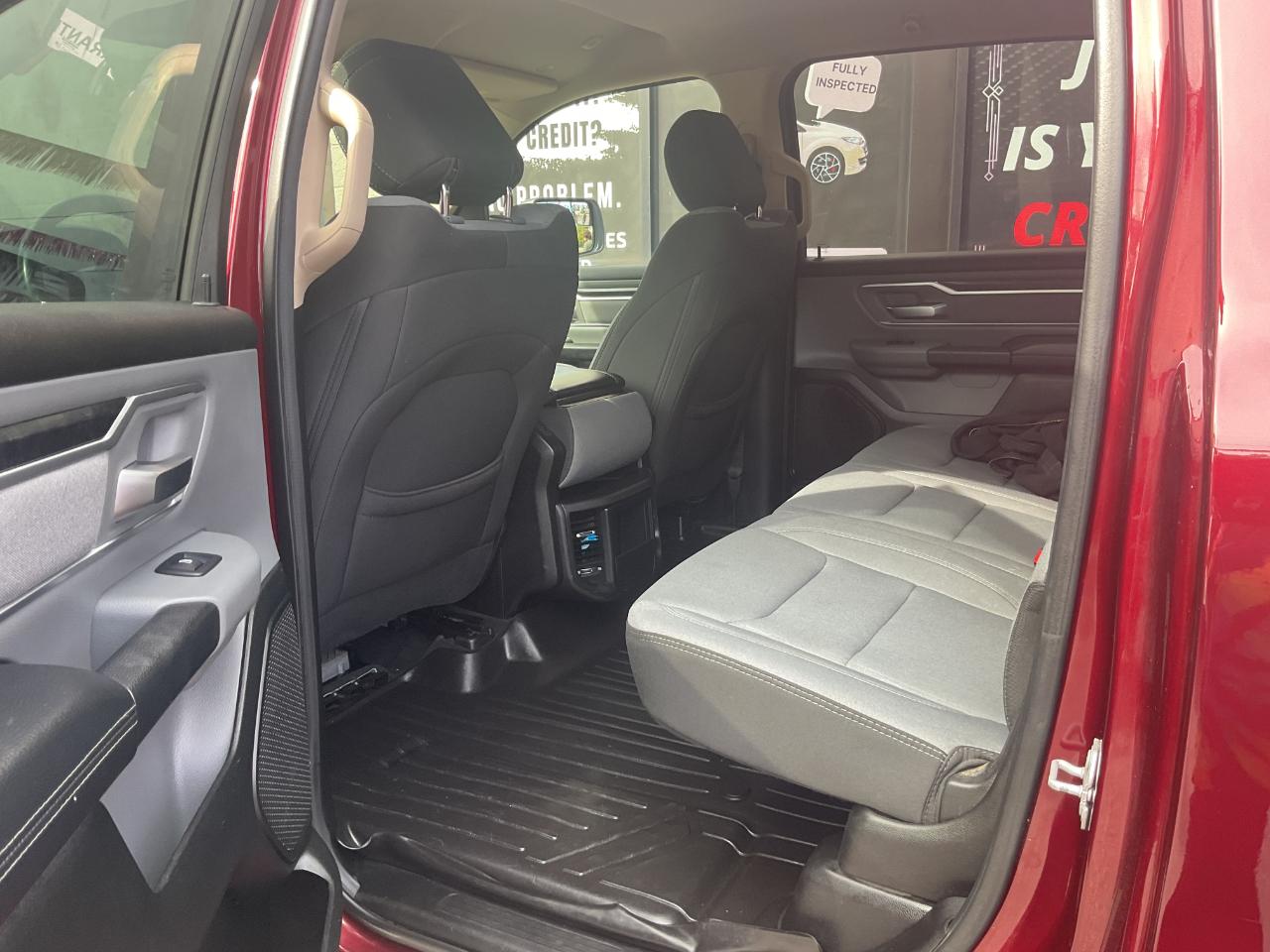 RAM 1500 Big Horn/Lone Star 4x4 Crew Cab 5'7" Box 2019