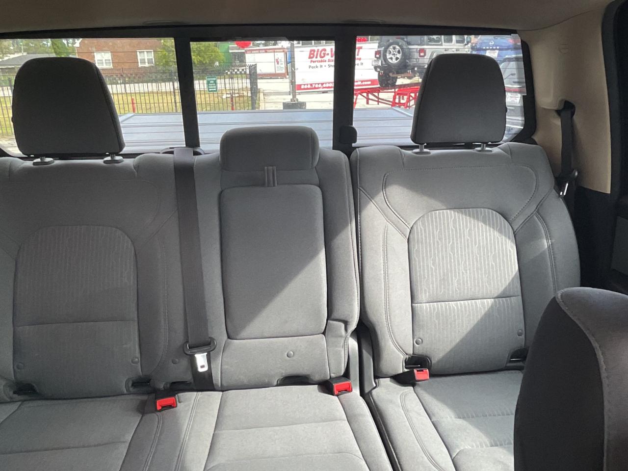 RAM 1500 Big Horn/Lone Star 4x4 Crew Cab 5'7" Box 2019