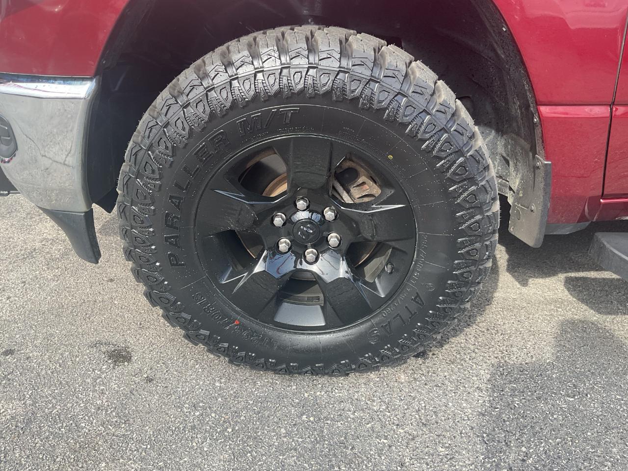 RAM 1500 Big Horn/Lone Star 4x4 Crew Cab 5'7" Box 2019