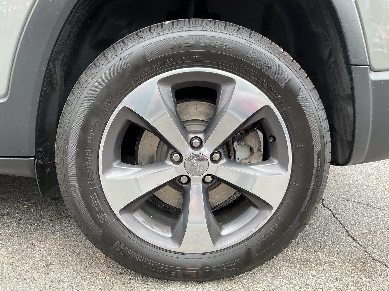 Jeep Cherokee Limited 4WD 2020