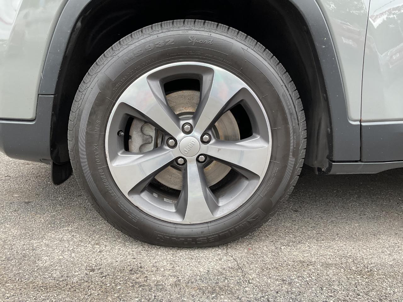 Jeep Cherokee Limited 4WD 2020