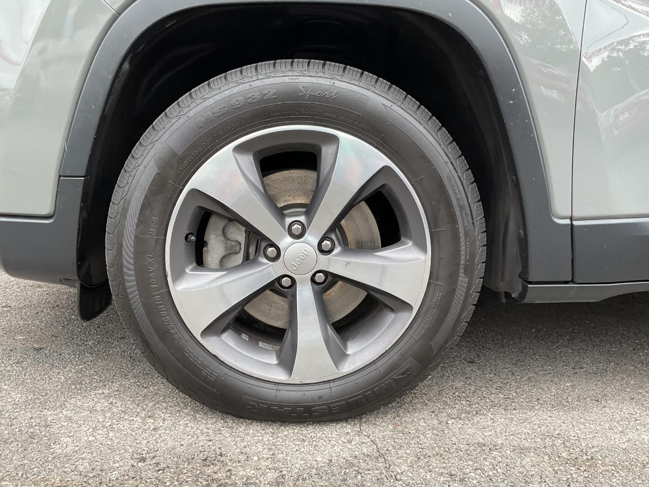 Jeep Cherokee Limited 4WD 2020