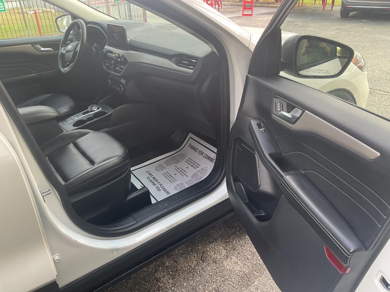 Ford Escape SEL FWD 2021