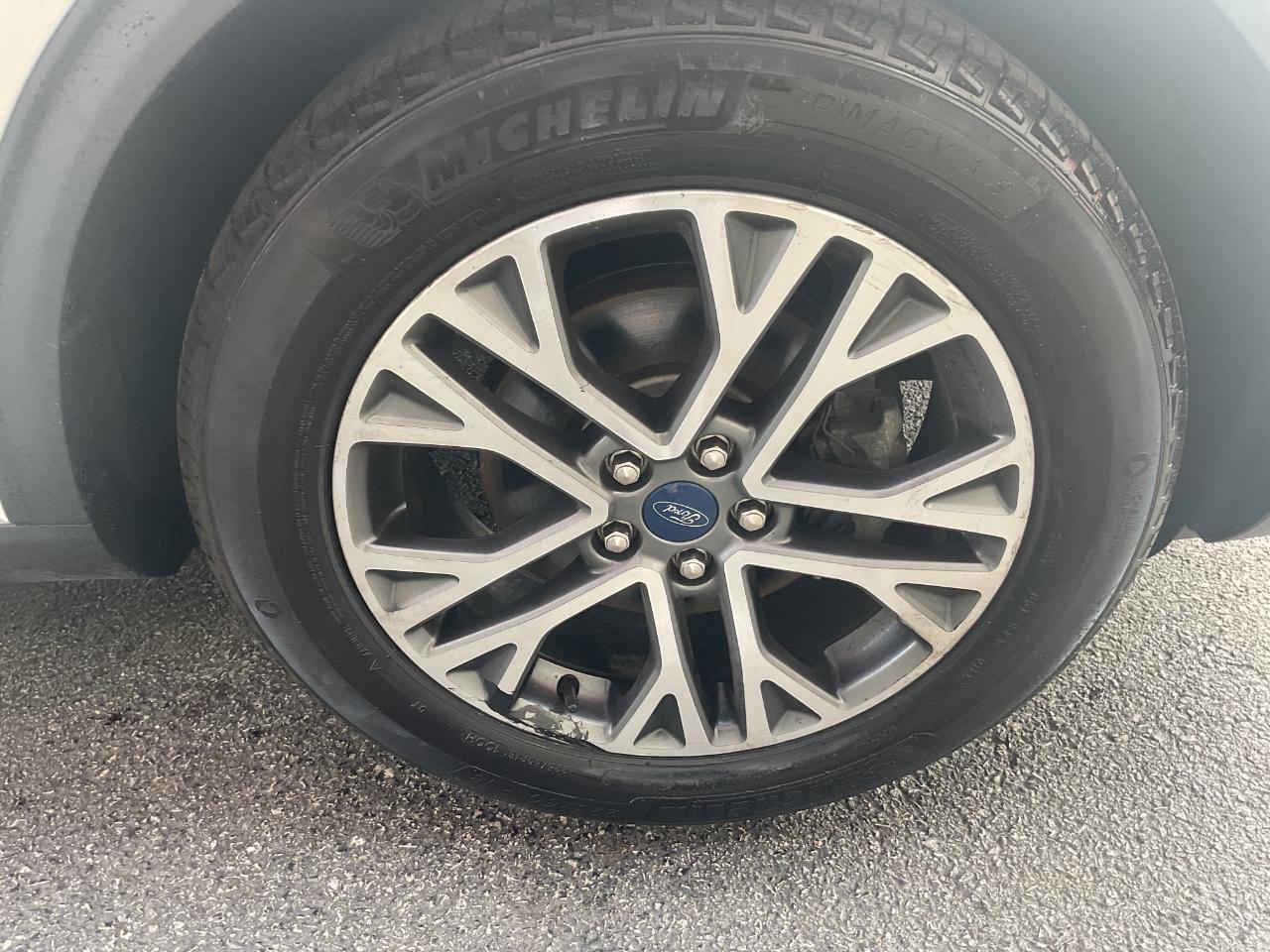 Ford Escape SEL FWD 2021