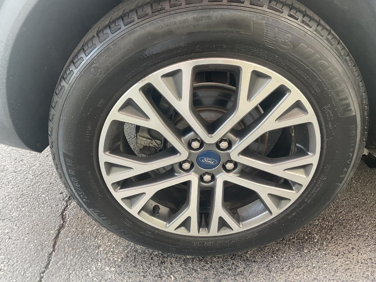 Ford Escape SEL FWD 2021