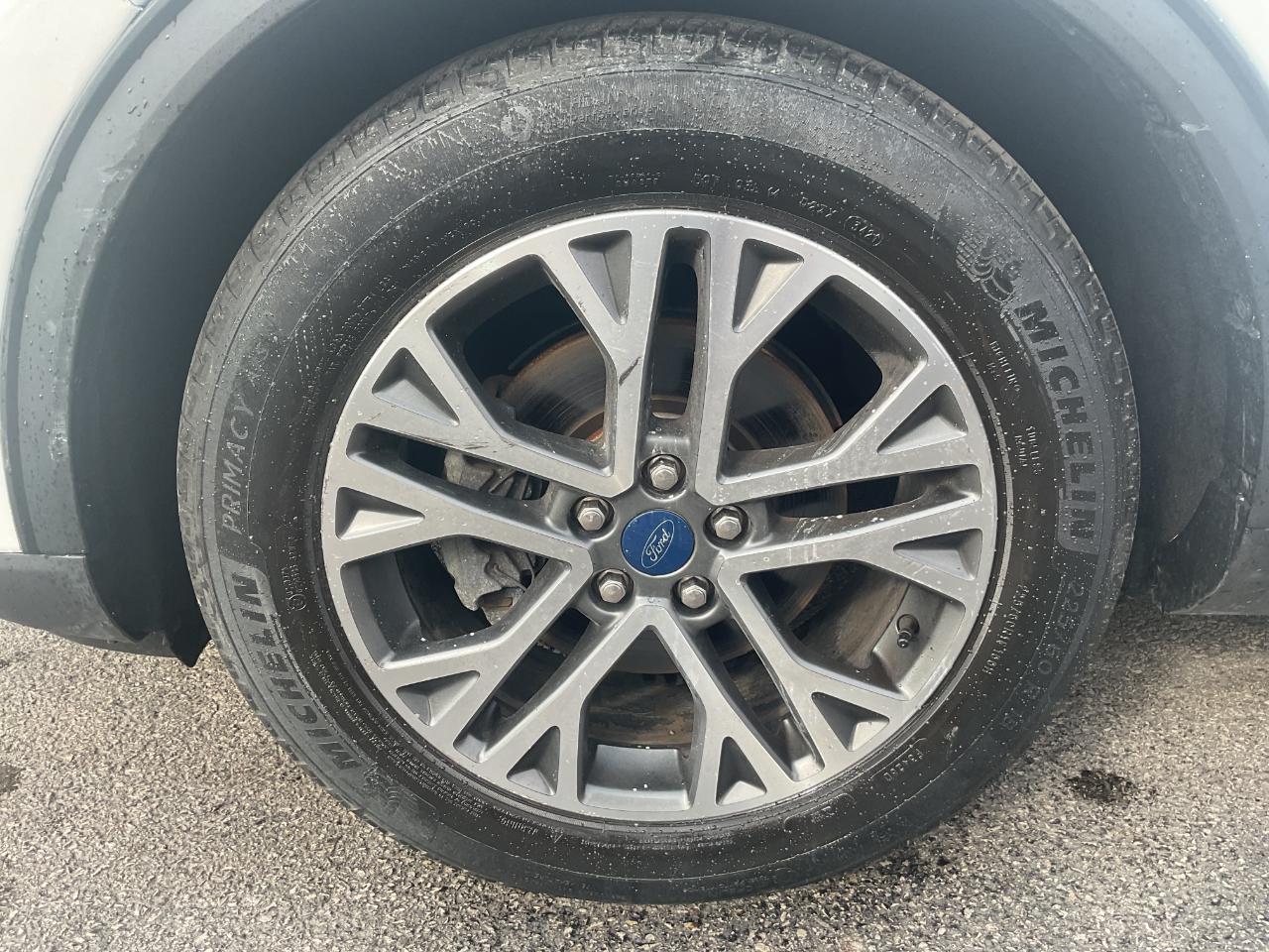 Ford Escape SEL FWD 2021