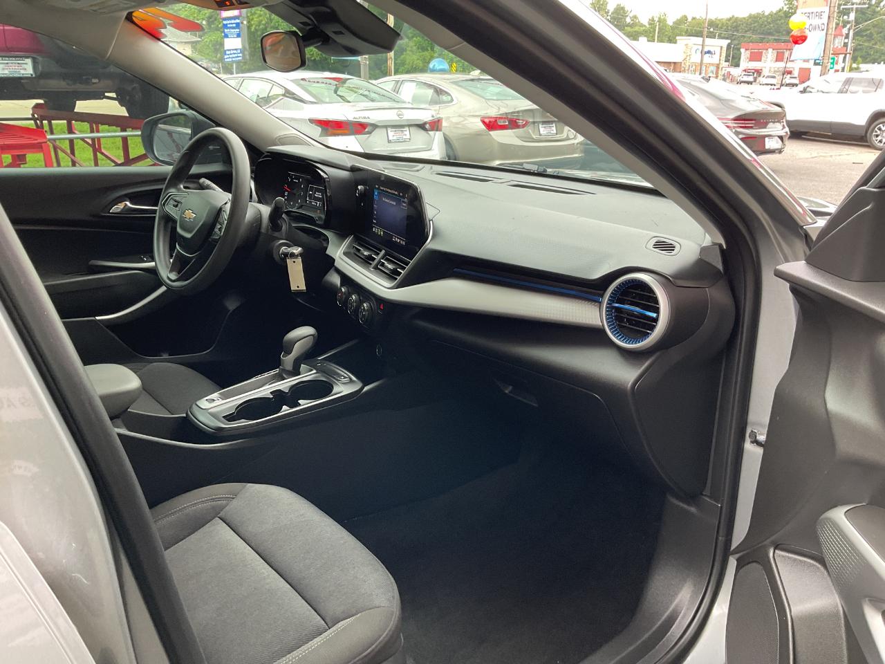 Chevrolet Trax LS 2024