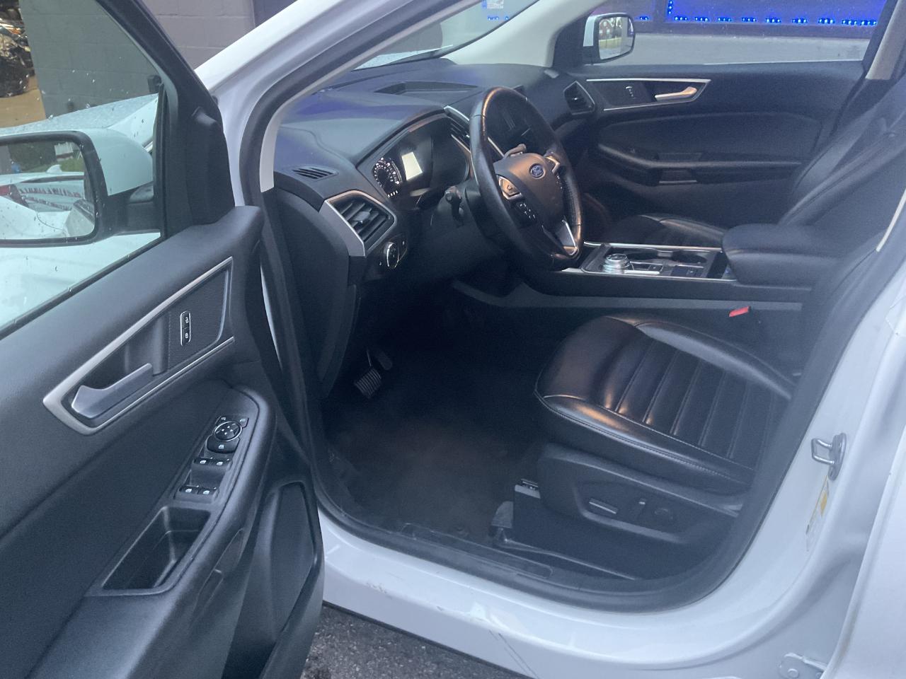 Ford Edge SEL AWD 2024