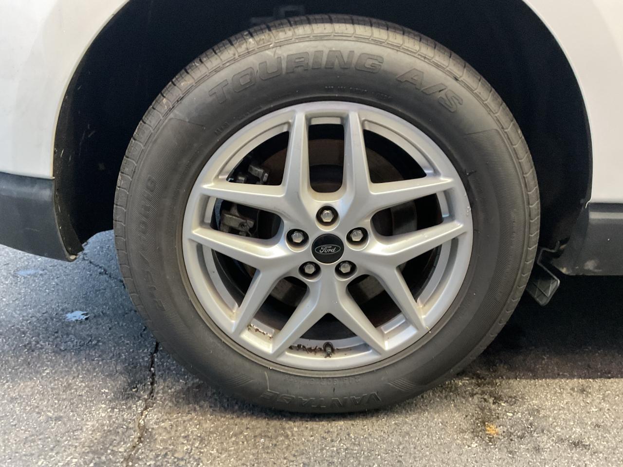 Ford Edge SEL AWD 2024