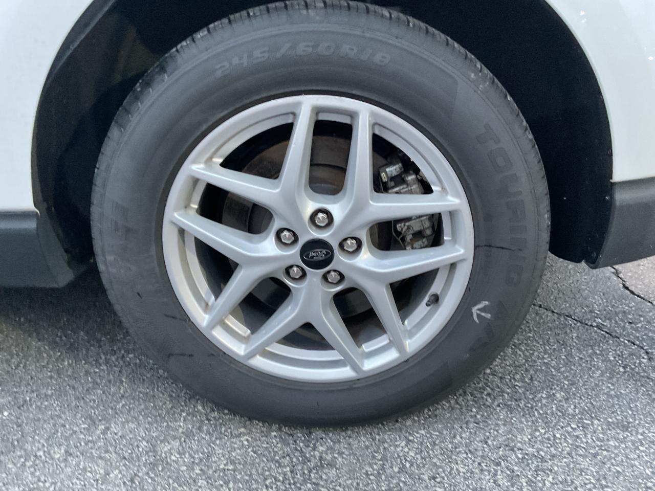Ford Edge SEL AWD 2024