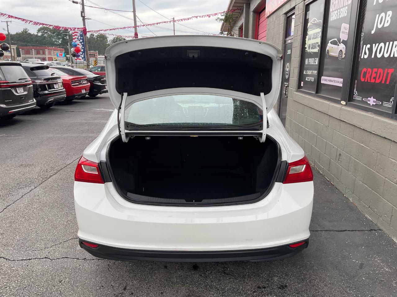 Chevrolet Malibu 4dr Sdn LT w/1LT 2017