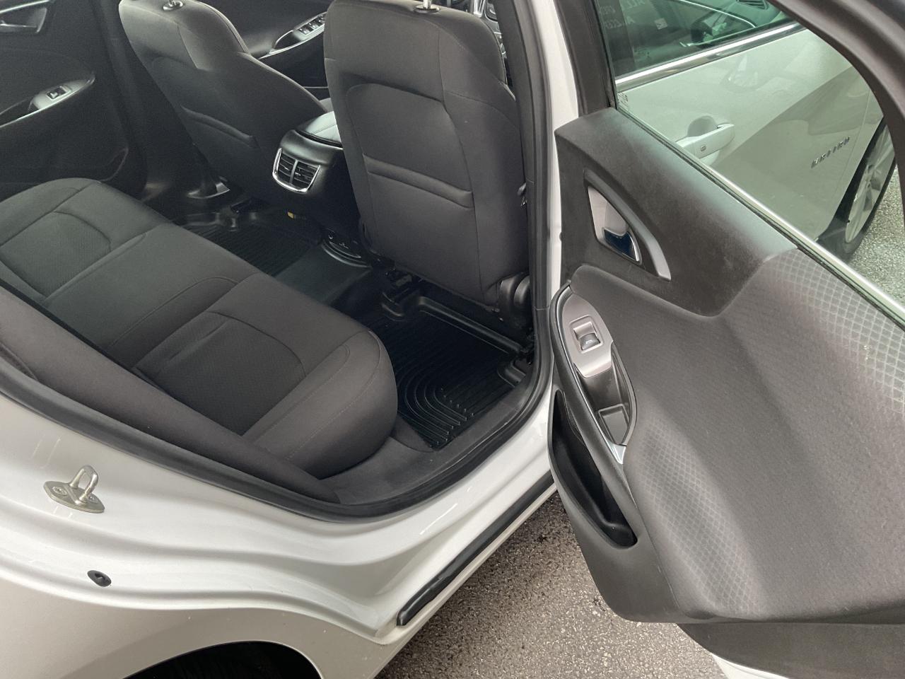 Chevrolet Malibu 4dr Sdn LT w/1LT 2017